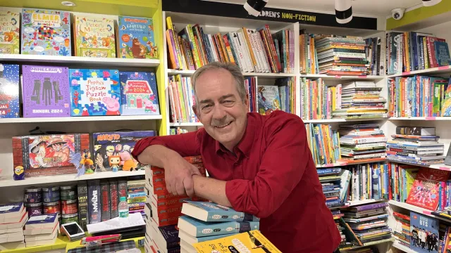 Library Ross Wellford Author